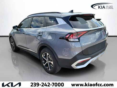 Certified 2025 Kia Sportage EX w/ Premium Package image 4