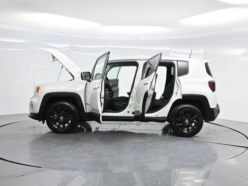 Used 2023 Jeep Renegade Latitude AWD/4WD image 45