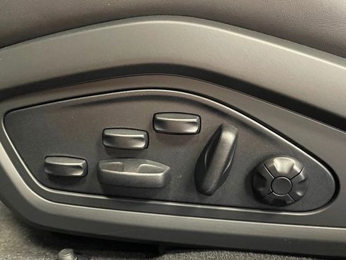 Used 2023 Porsche Taycan GTS image 13