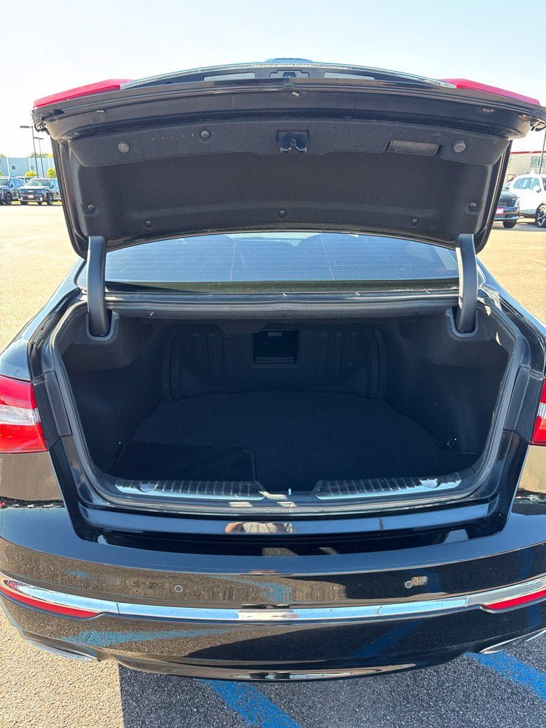 Used 2015 Kia Cadenza Premium FWD image 30