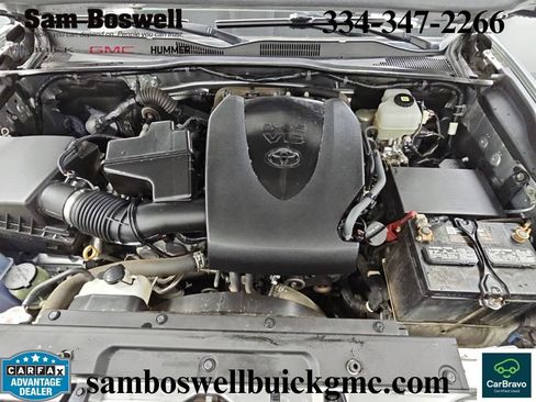 Used 2021 Toyota Tacoma TRD Off-Road w/ Technology Package AWD/4WD image 35