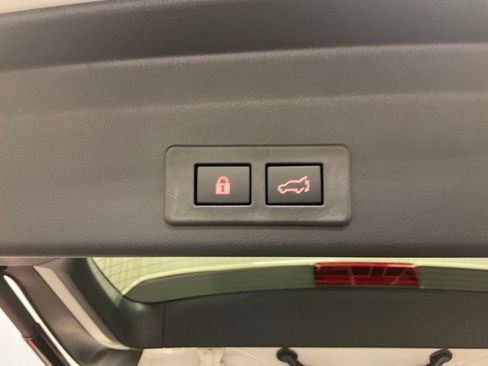 New 2026 Subaru Ascent Limited AWD/4WD image 39