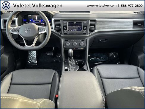 Used 2023 Volkswagen Atlas Cross Sport SE image 14