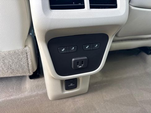 Certified 2023 GMC Terrain Denali w/ Denali Premium Package AWD/4WD image 8