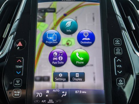 Used 2020 Toyota Prius Prime Limited FWD image 9