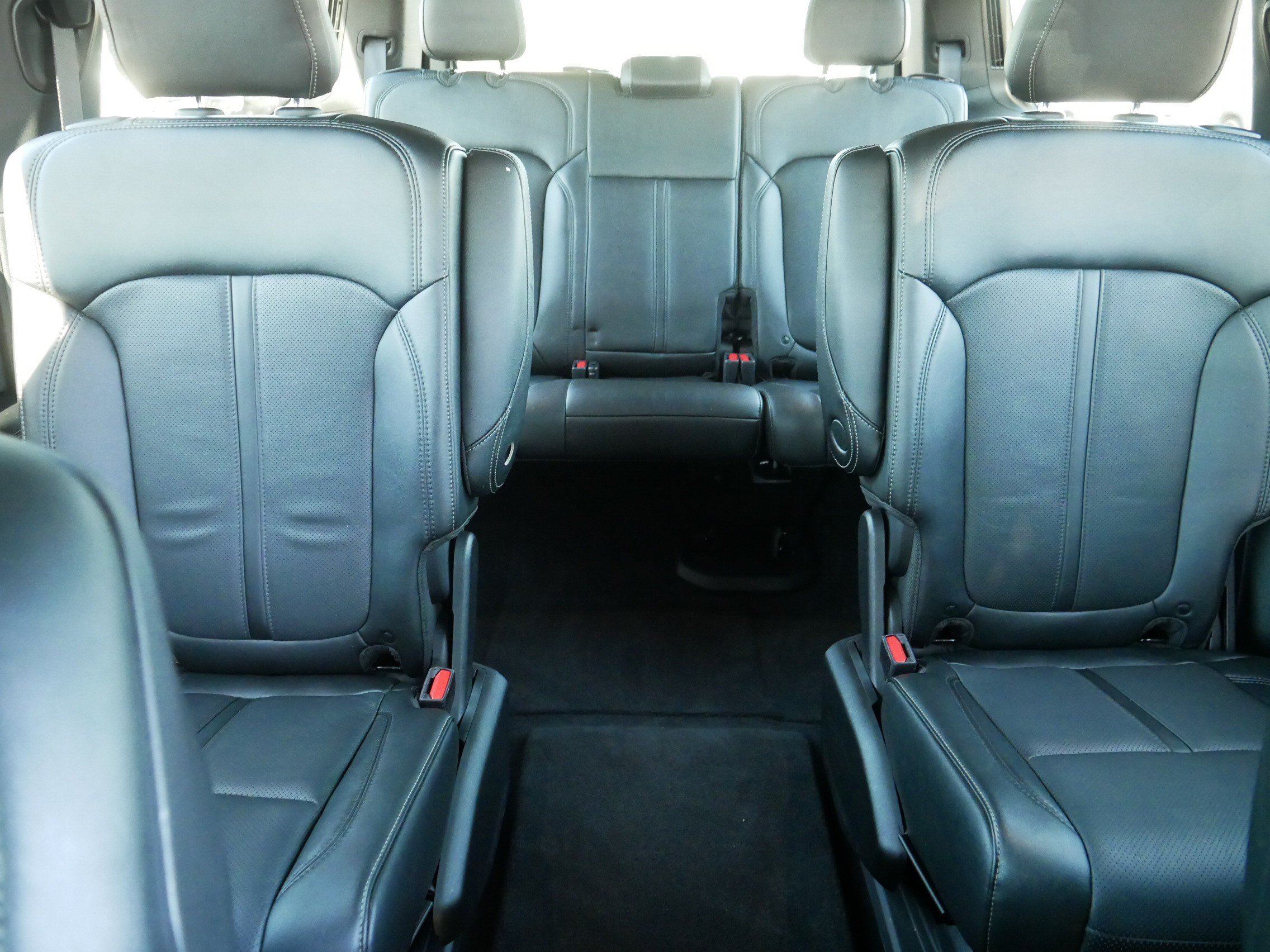 Used 2023 Jeep Wagoneer Series II AWD/4WD image 13