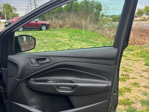 Used 2013 Ford Escape S FWD image 25