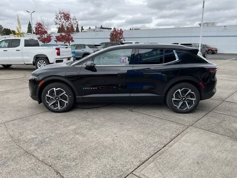New 2026 Chevrolet Equinox EV LT image 5