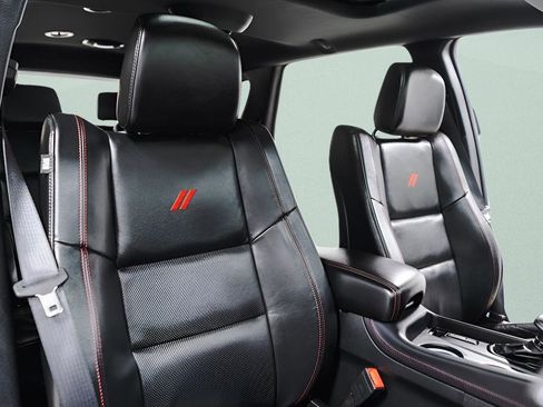 Used 2025 Dodge Durango R/T AWD/4WD image 40