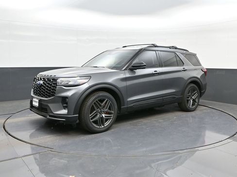 New 2025 Ford Explorer ST-Line w/ Premium Package image 27