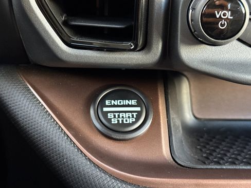 Used 2024 Ford Bronco Sport Outer Banks w/ Tech Package image 26