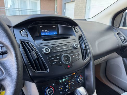 Used 2016 Ford Focus SE image 15