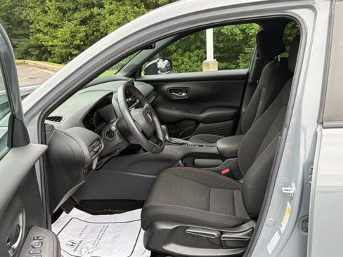 Certified 2024 Honda HR-V Sport image 15