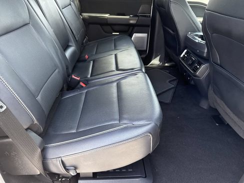 Used 2024 Ford F150 Lariat w/ Equipment Group 502A High AWD/4WD image 15