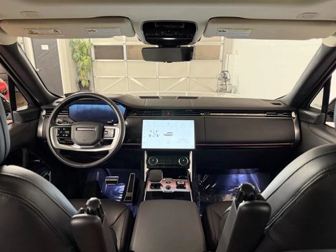 Used 2022 Land Rover Range Rover SE AWD/4WD image 33