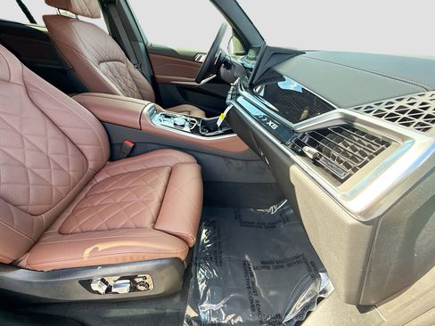 New 2026 BMW X5 xDrive50e image 16