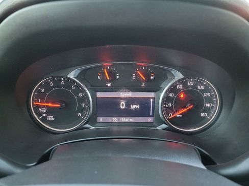 Used 2024 GMC Terrain AT4 w/ LPO, 'HIT The Road' Package image 23