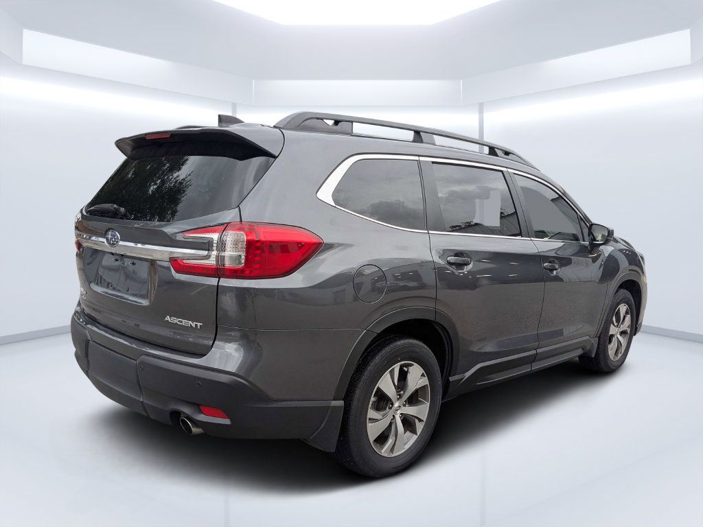 Certified 2024 Subaru Ascent Premium w/ Convenience Package AWD/4WD image 3