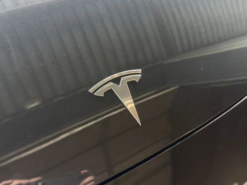 Used 2025 Tesla Model 3 Performance image 36