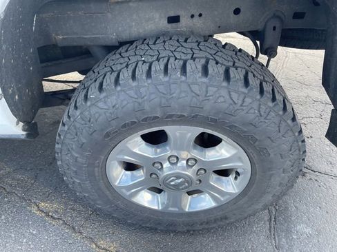 Used 2021 RAM 2500 Big Horn w/ Level B Equipment Group AWD/4WD image 6