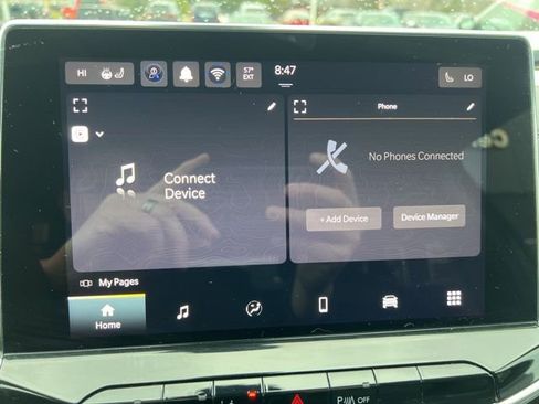 Used 2024 Jeep Compass Limited image 25