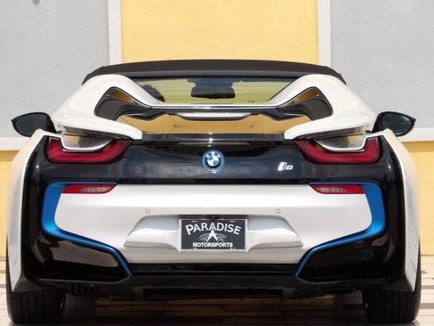 Used 2019 BMW i8 Roadster AWD/4WD image 16