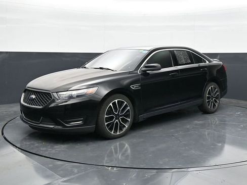 Used 2018 Ford Taurus SHO AWD/4WD image 3