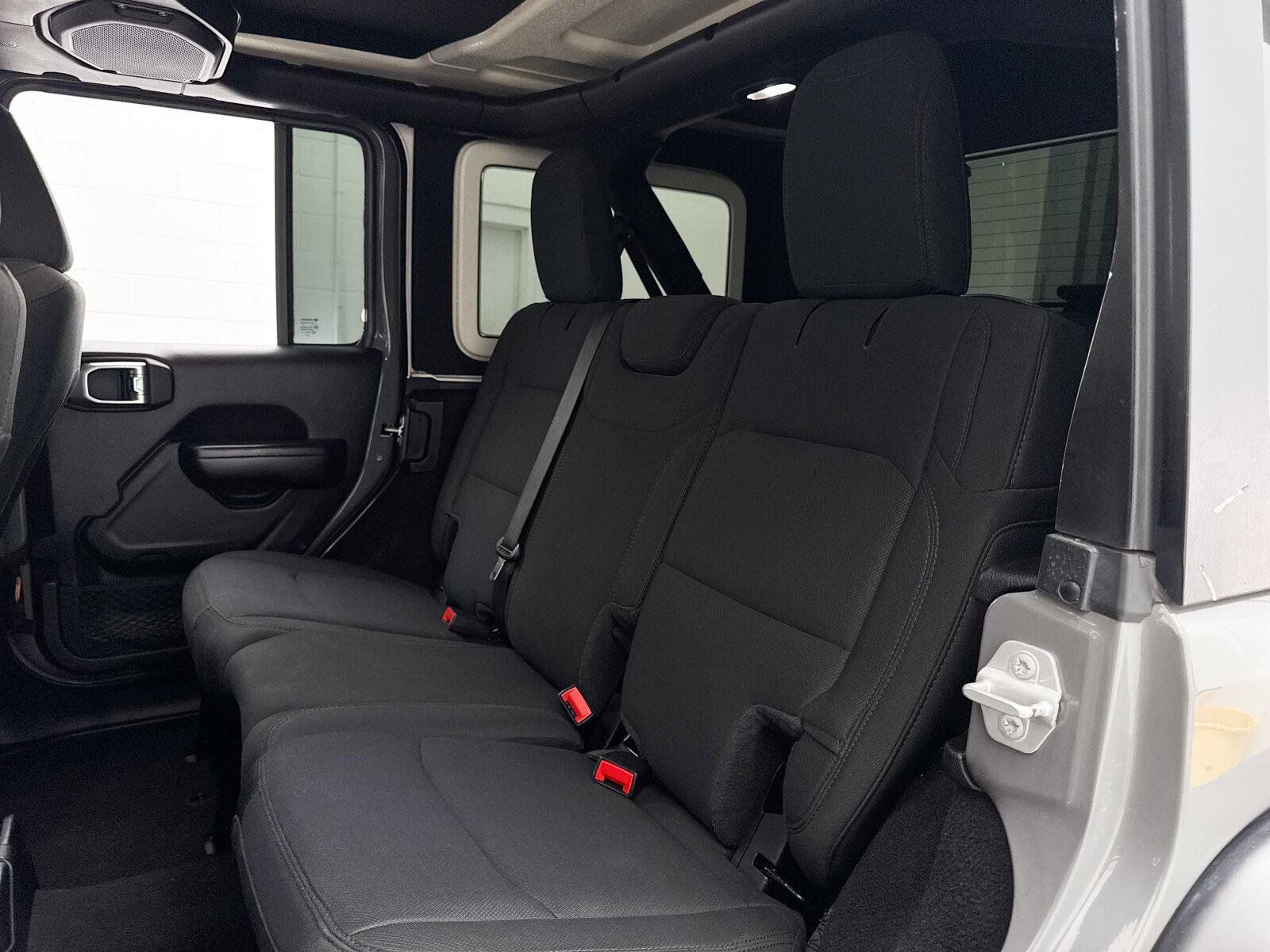 Used 2021 Jeep Wrangler Unlimited Sport AWD/4WD image 26