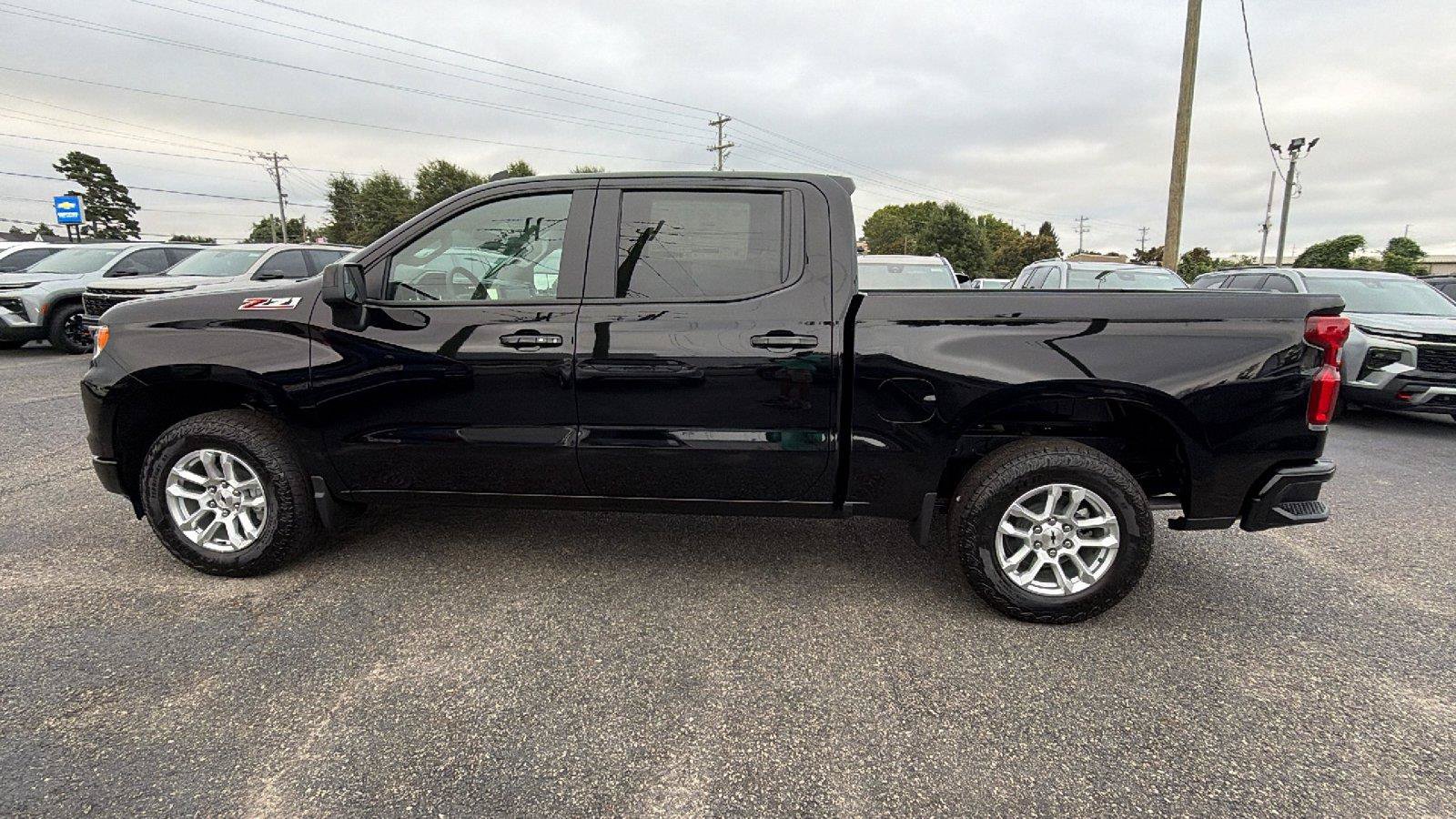 New 2026 Chevrolet Silverado 1500 RST w/ Convenience Package II AWD/4WD image 11