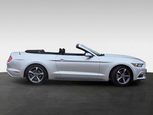 Used 2016 Ford Mustang V6 w/ Equipment Group 051A image 3