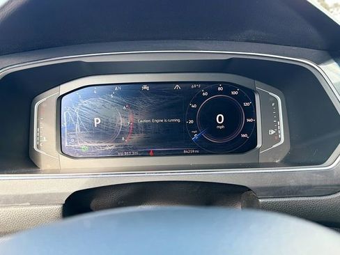 Used 2020 Volkswagen Tiguan SEL w/ 3rd Row Seat Package image 40