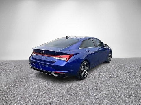 Used 2023 Hyundai Elantra Limited FWD image 5