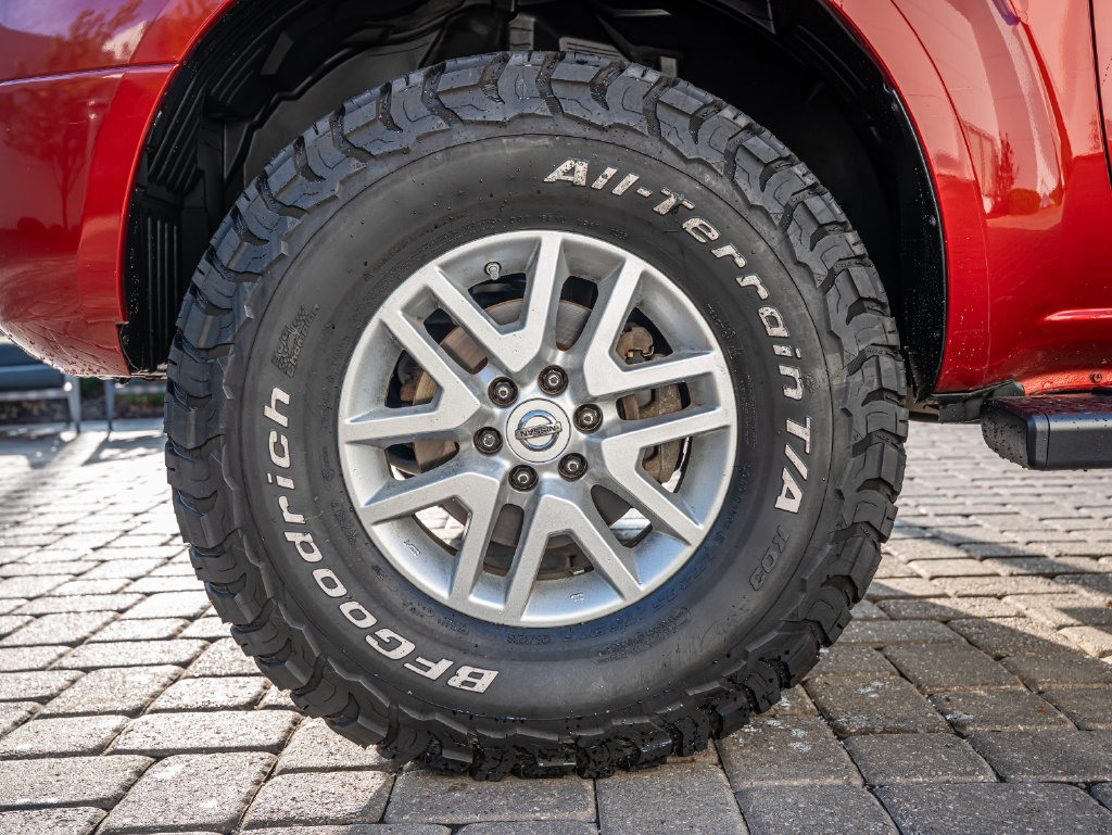 Used 2018 Nissan Frontier SV w/ Value Truck Package AWD/4WD image 13