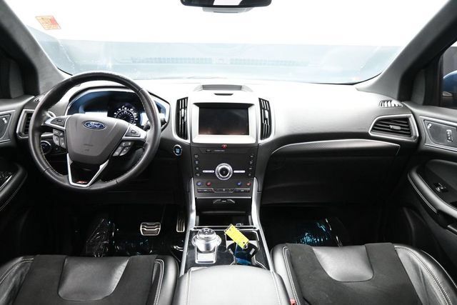 Used 2020 Ford Edge ST w/ Equipment Group 401A AWD/4WD image 9