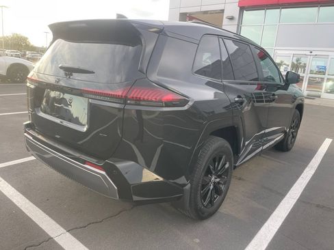 Used 2026 Toyota RAV4 SE w/ Weather Package AWD/4WD image 4