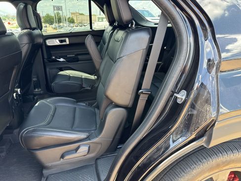 Used 2023 Ford Explorer ST w/ Equipment Group 401A AWD/4WD image 11