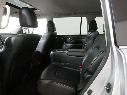 Used 2020 INFINITI QX80 Luxe w/ Proassist Package image 18