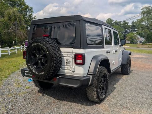 Used 2023 Jeep Wrangler Unlimited w/ Cold Weather Group AWD/4WD image 8