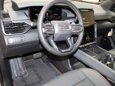 New 2026 GMC Acadia AT4 image 29