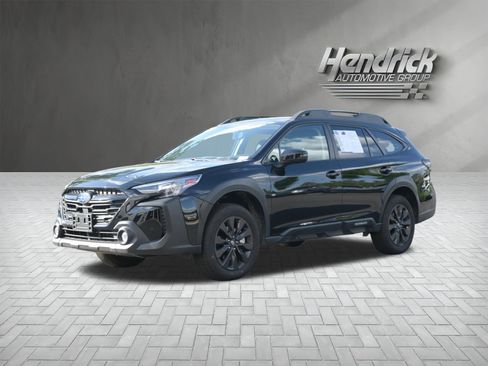 Certified 2025 Subaru Outback Onyx Edition AWD/4WD image 5
