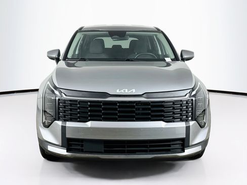 Used 2026 Kia Sportage LX FWD image 2