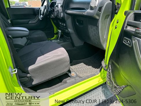 Used 2013 Jeep Wrangler Unlimited Sport AWD/4WD image 21