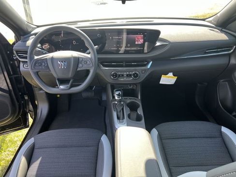 New 2026 Buick Envista Preferred image 10