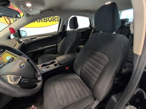 Certified 2020 Ford Fusion SE AWD/4WD image 11