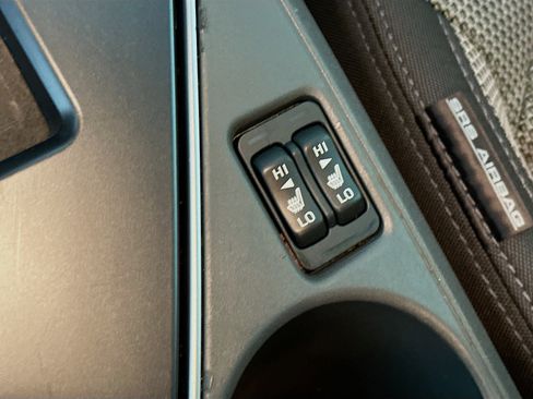 Used 2024 Subaru Crosstrek 2.0i Premium image 23