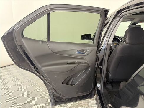 Used 2022 Chevrolet Equinox LT AWD/4WD image 12