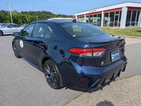 Used 2026 Toyota Corolla SE w/ SE Package FWD image 3