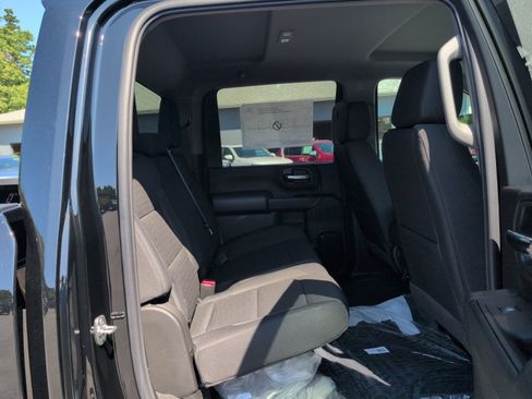 New 2026 Chevrolet Silverado 2500 Custom w/ Custom Value Package AWD/4WD image 27