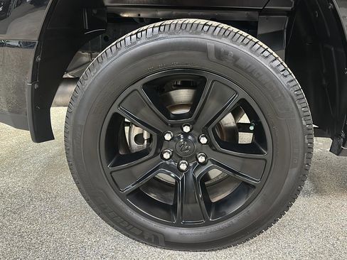 Used 2023 RAM 1500 Big Horn image 11