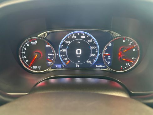 Used 2023 GMC Acadia Denali AWD/4WD image 25